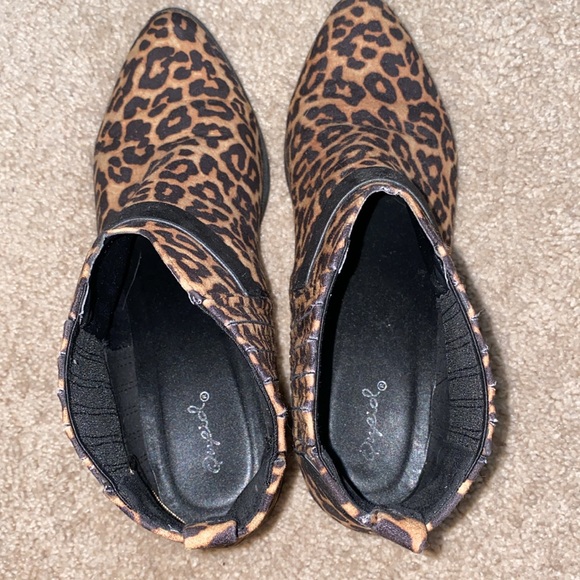 Cheetah Print Ankle Booties - Picture 5 of 5